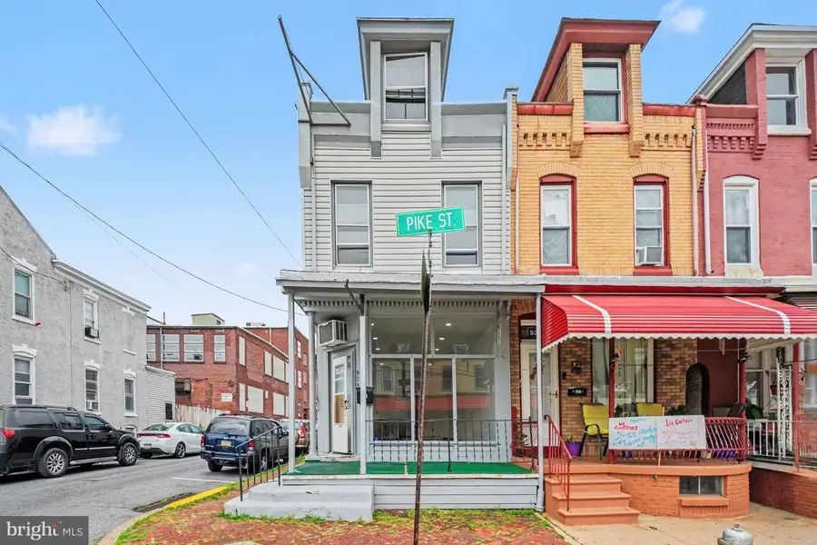 929 Pike St, Reading, PA 19604 - #2