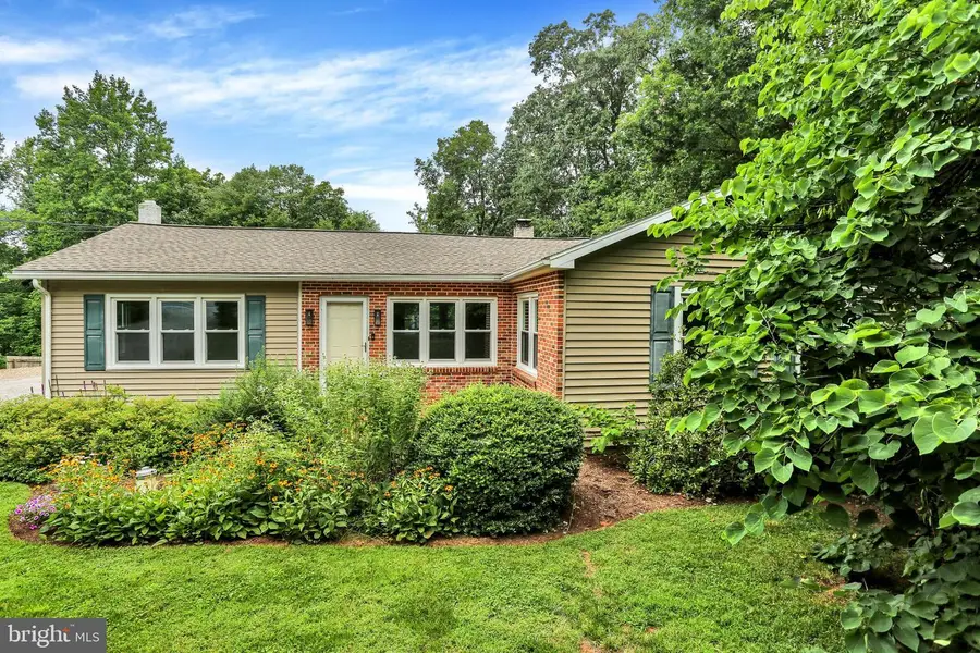 4365 N Twin Valley Rd, Morgantown, PA 19543 - #3
