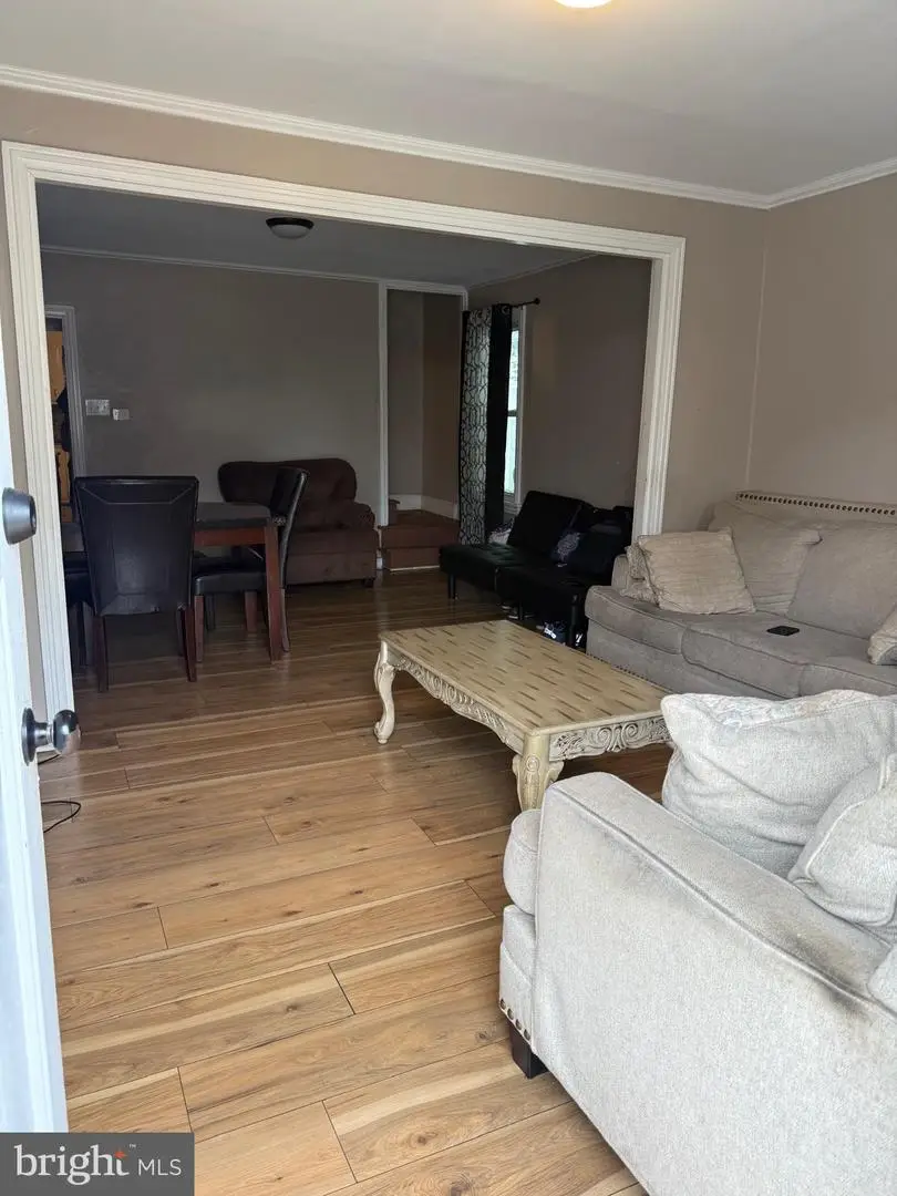 36 Philadelphia Ave, Reading, PA 19607 - #2