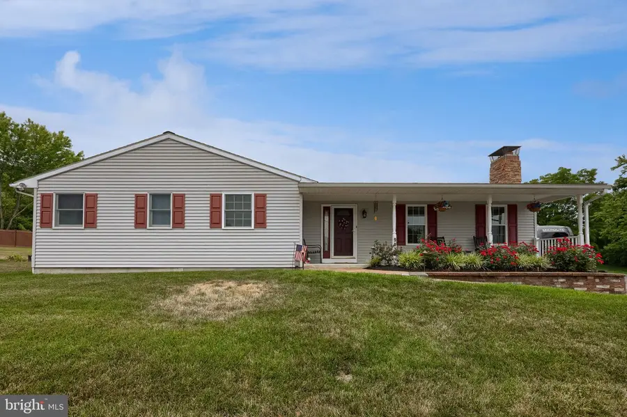 902 Fritztown Rd, Reading, PA 19608 - #2