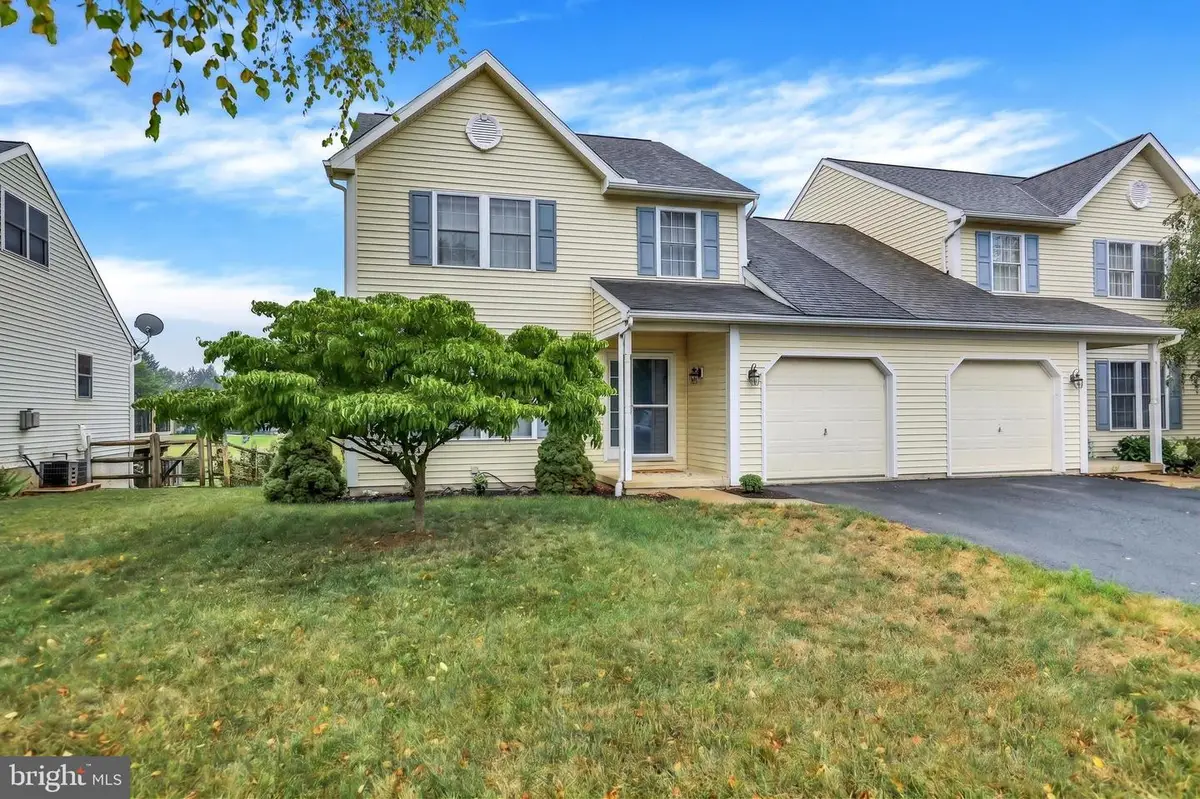 12 Michigan Dr, Reading, PA 19608 - #1