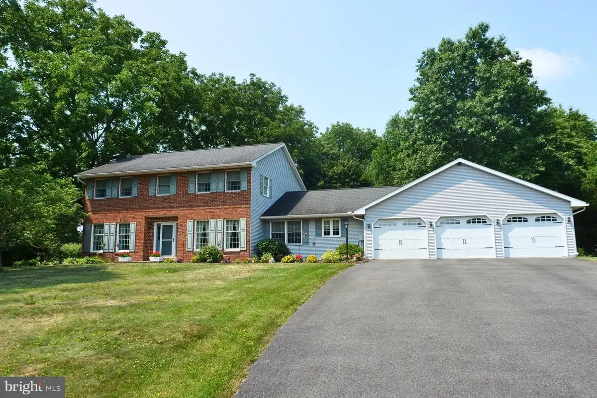 308 Blacksmith Rd, Douglassville, PA 19518 - #1