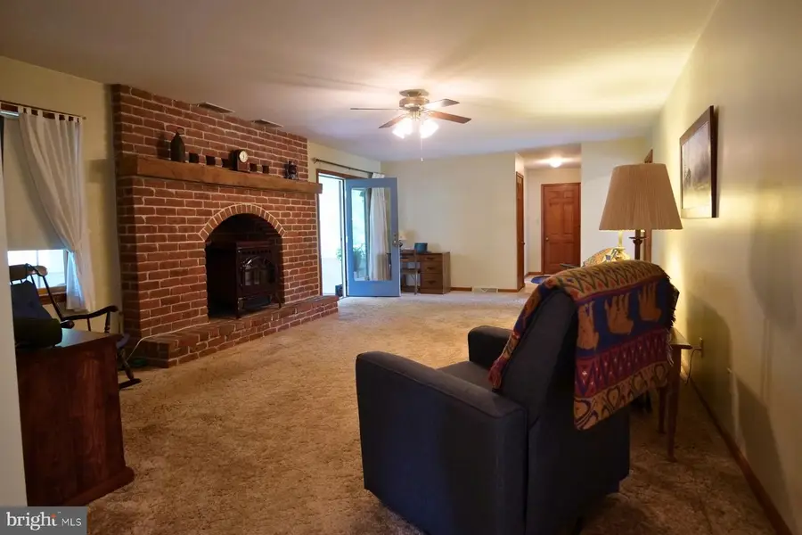 308 Blacksmith Rd, Douglassville, PA 19518 - #3