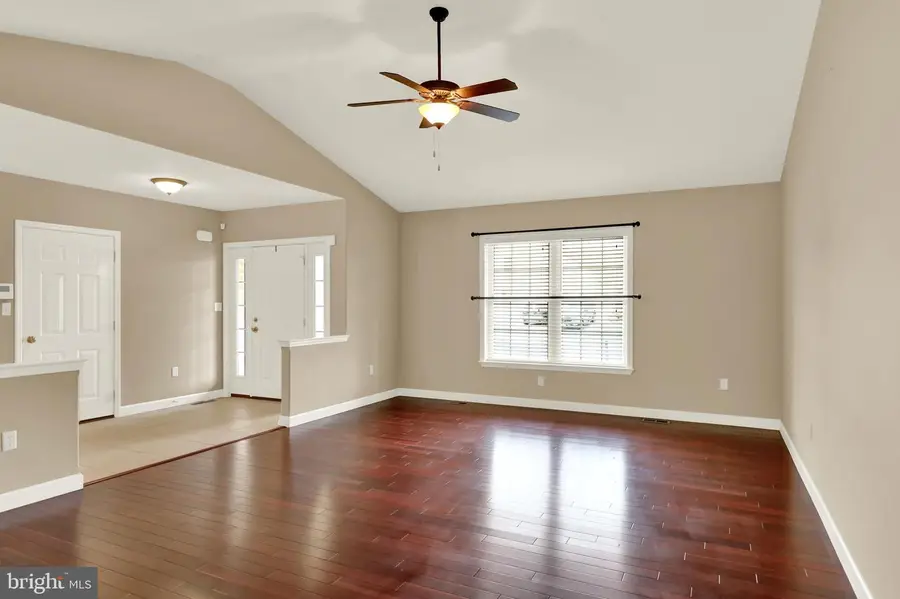 658 Ebersole Rd, Reading, PA 19605 - #2