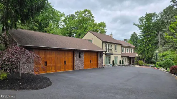 459 Mount Penn Rd, READING, PA 19607