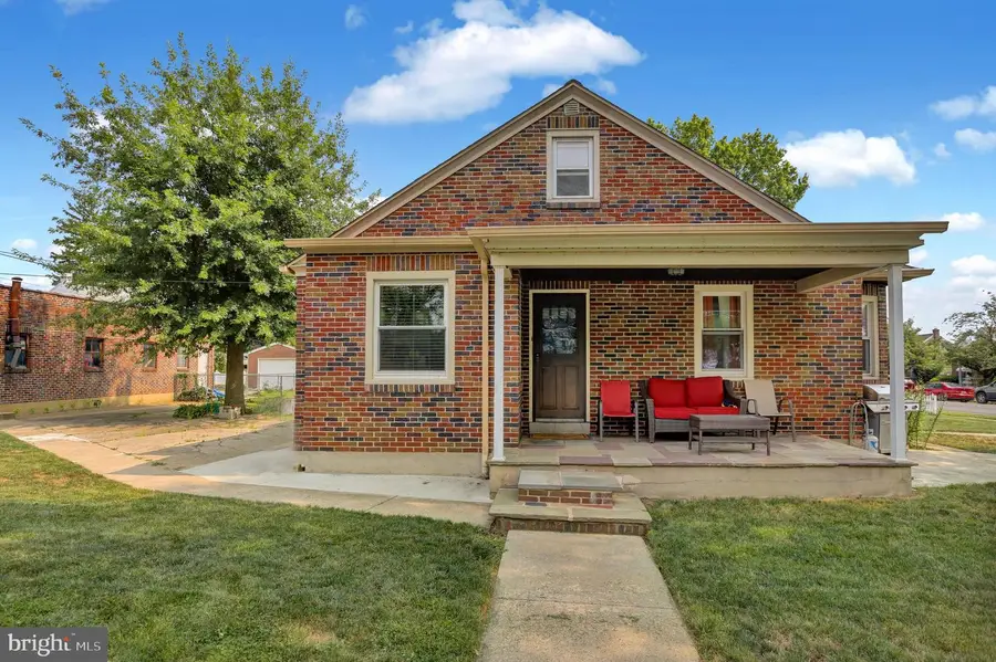 425 Centre St, Reading, PA 19605 - #2