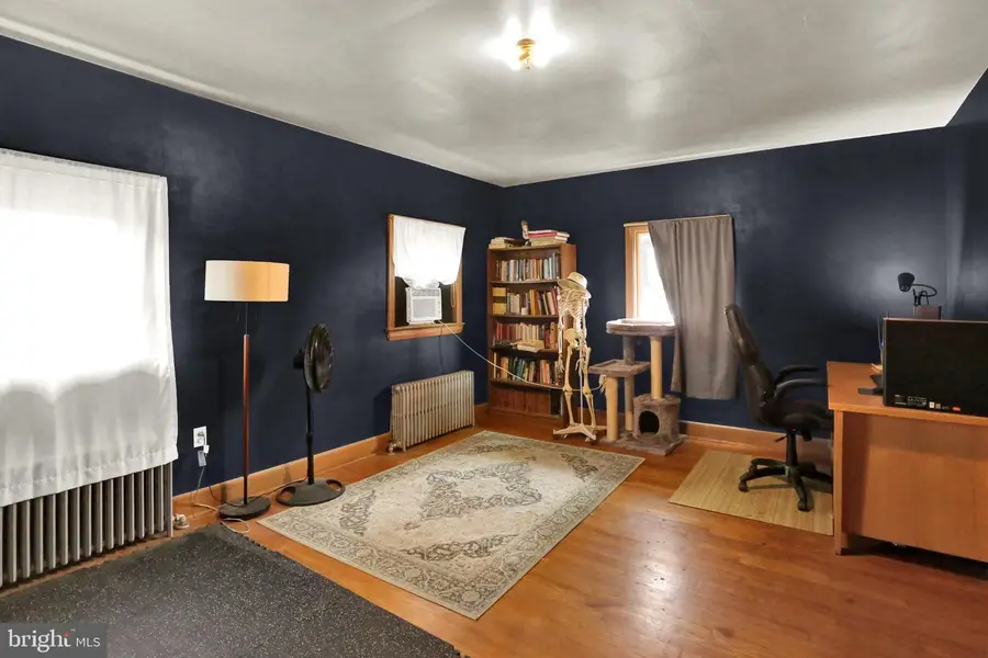 132 Windsor St, Reading, PA 19601 - #2