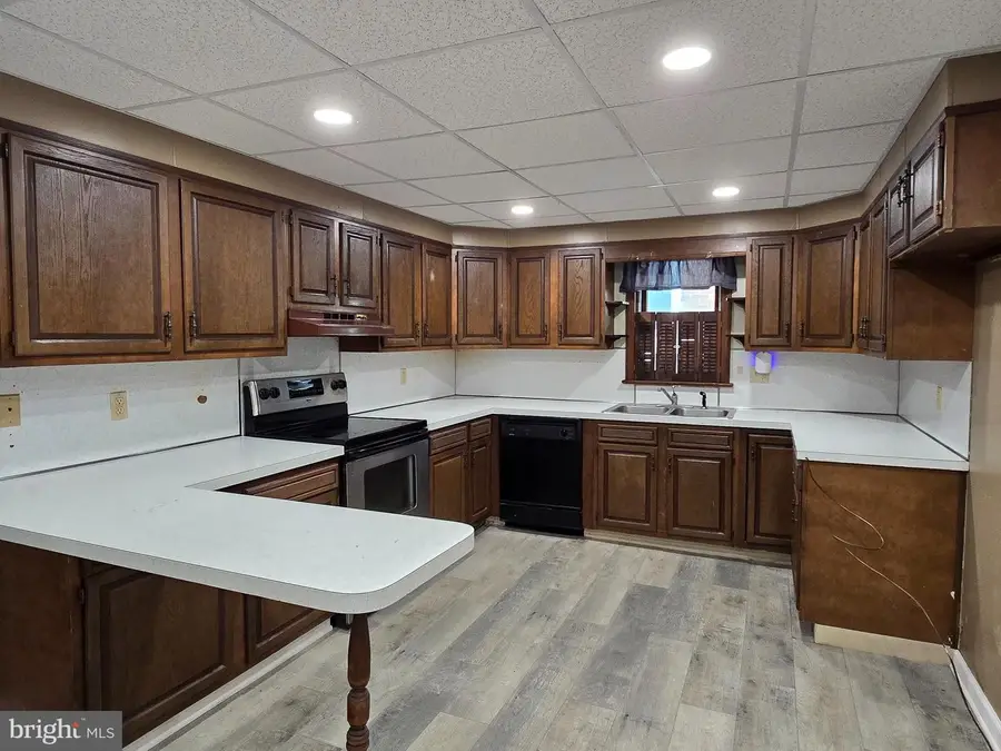 648 N Reading Ave N, Boyertown, PA 19512 - #3
