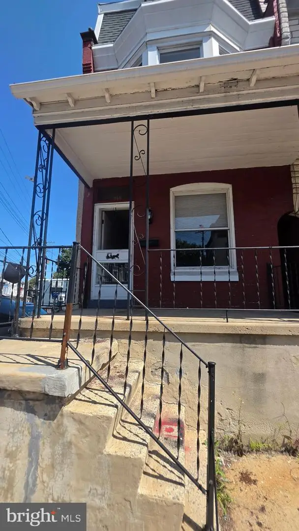 345 Hollenbach St, Reading, PA 19601 - #1