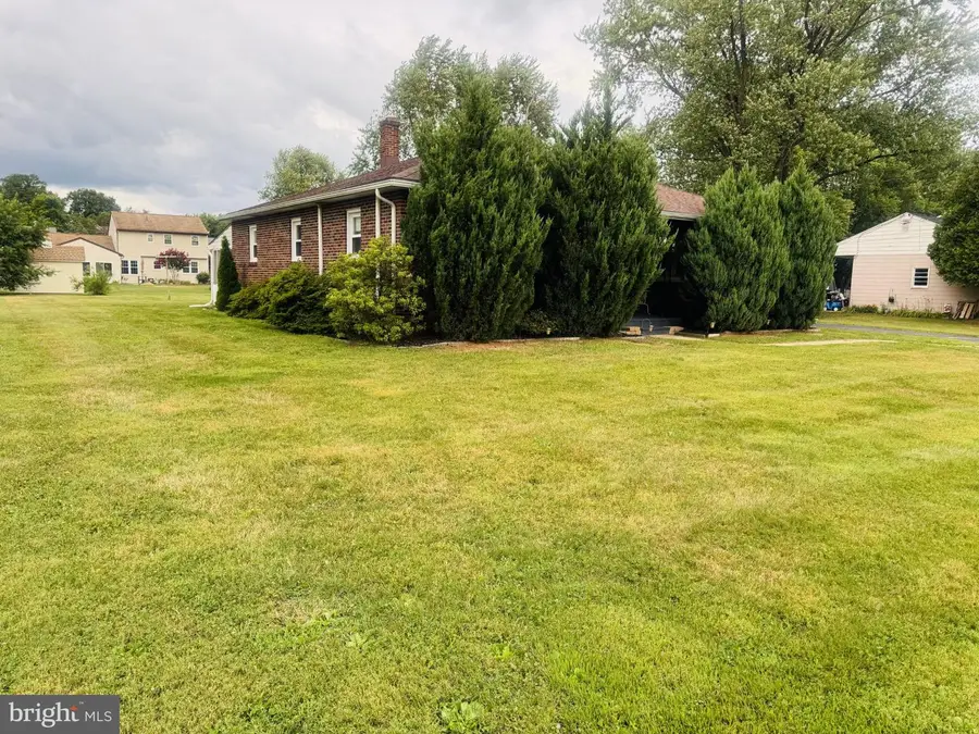 4705 Saint George, Reading, PA 19606 - #2