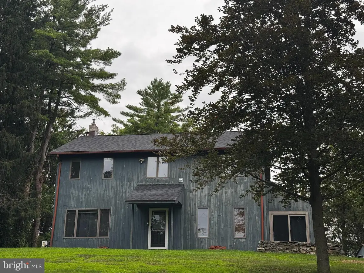111 Kohler Rd, Kutztown, PA 19530 - #1