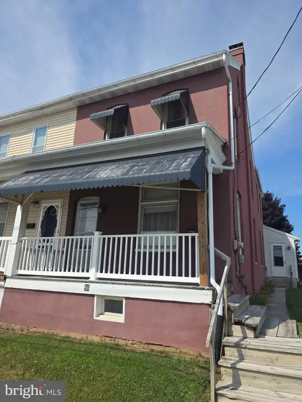 56 S Maple St, KUTZTOWN, PA 19530