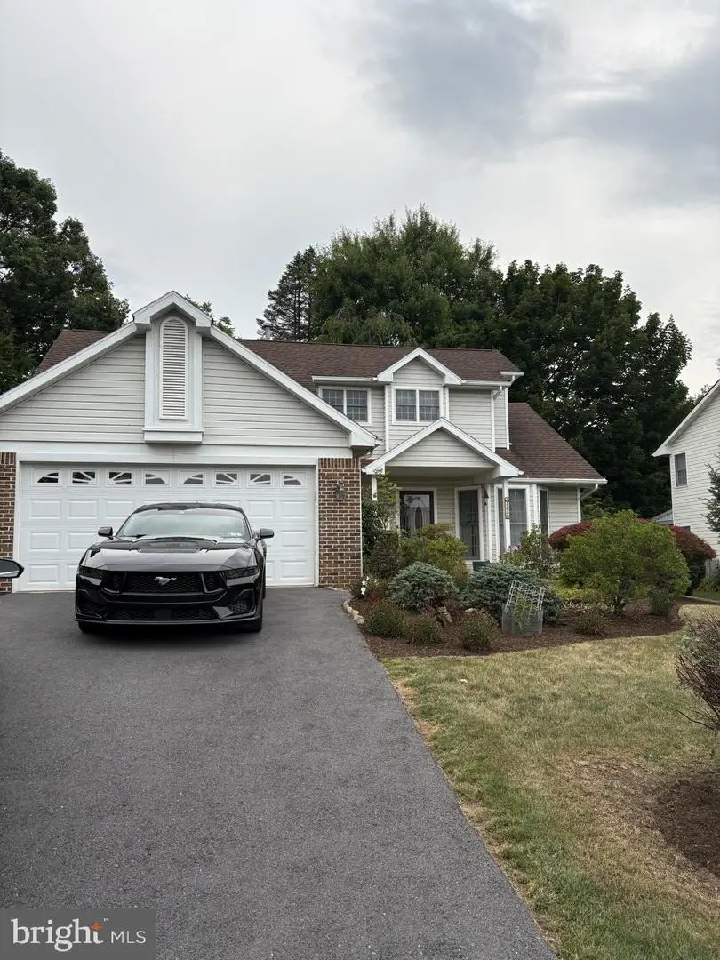 3236 Garfield Ave, Reading, PA 19605 - #1