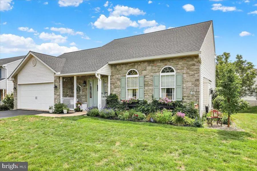2401 John Henry Dr, Sinking Spring, PA 19608 - #3