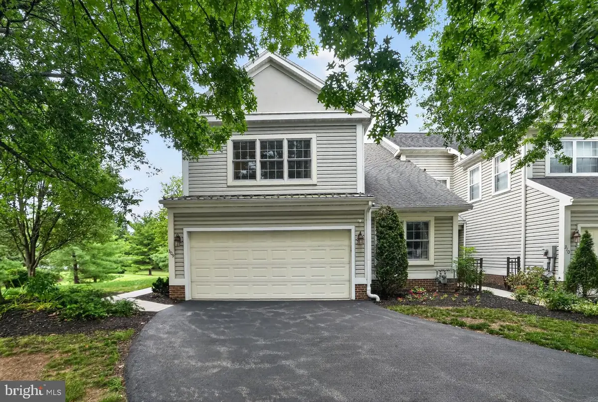 309 Oak Hill Ln, Wyomissing, PA 19610 - #1