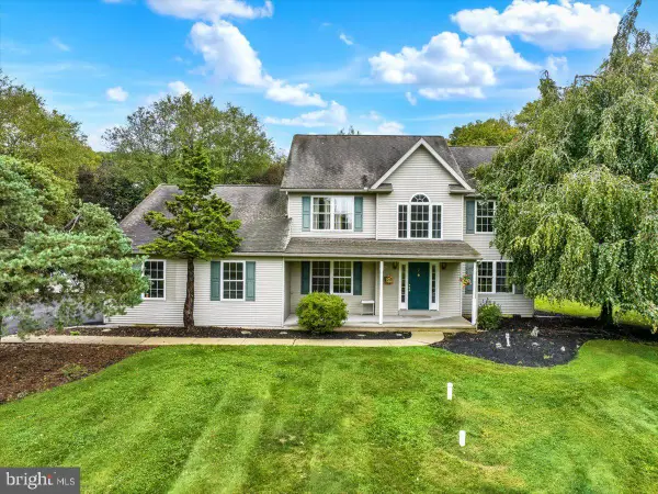 7 Ohlinger Dr, FLEETWOOD, PA 19522