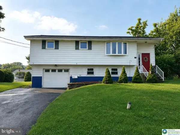 318 Penn St, TOPTON, PA 19562