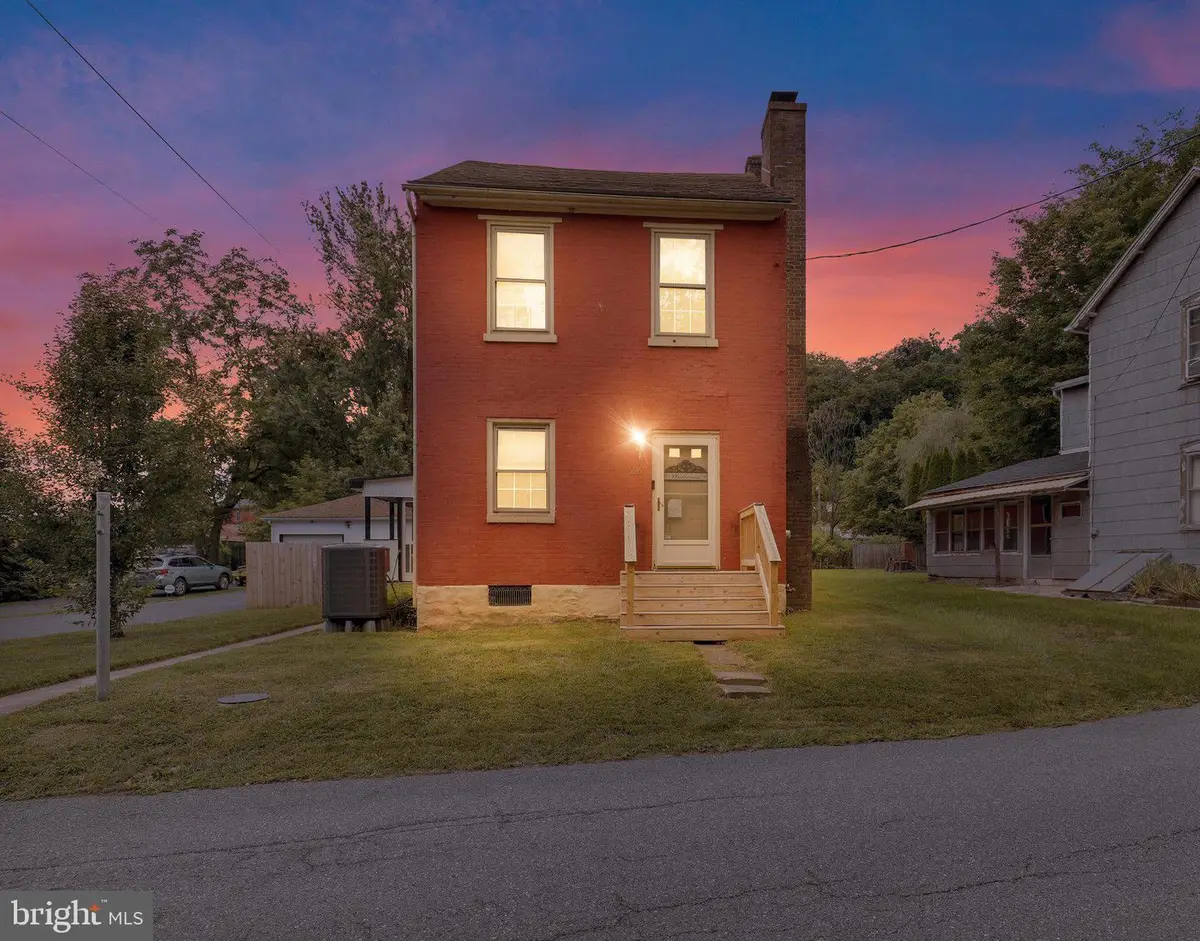 26 S Schuylkill Ave, Leesport, PA 19533 - #1