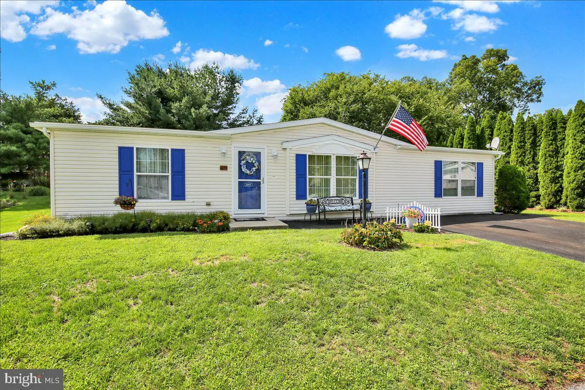 409 Cedar Ln, Birdsboro, PA 19508 - #1