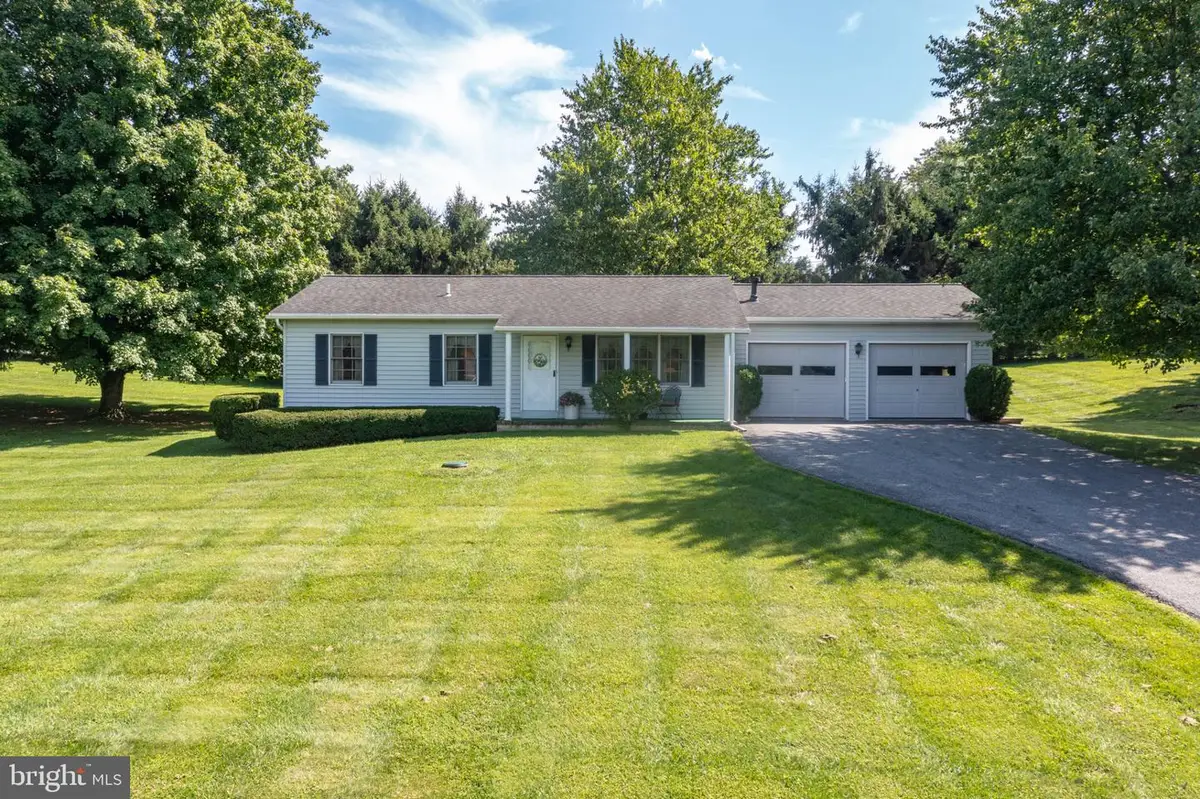 224 Naftzingertown Rd, Mohrsville, PA 19541 - #1