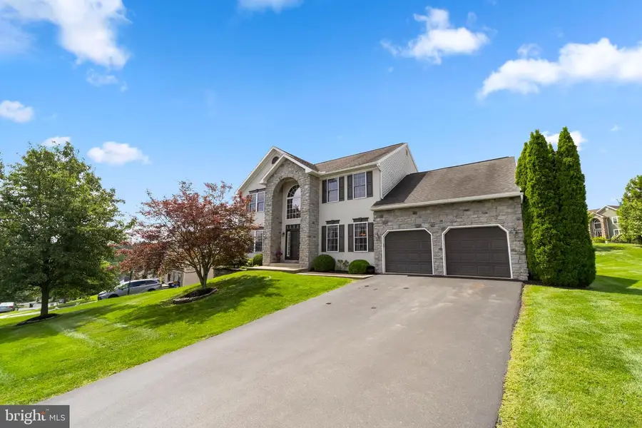 236 Buckhead Ln, Douglassville, PA 19518 - #3