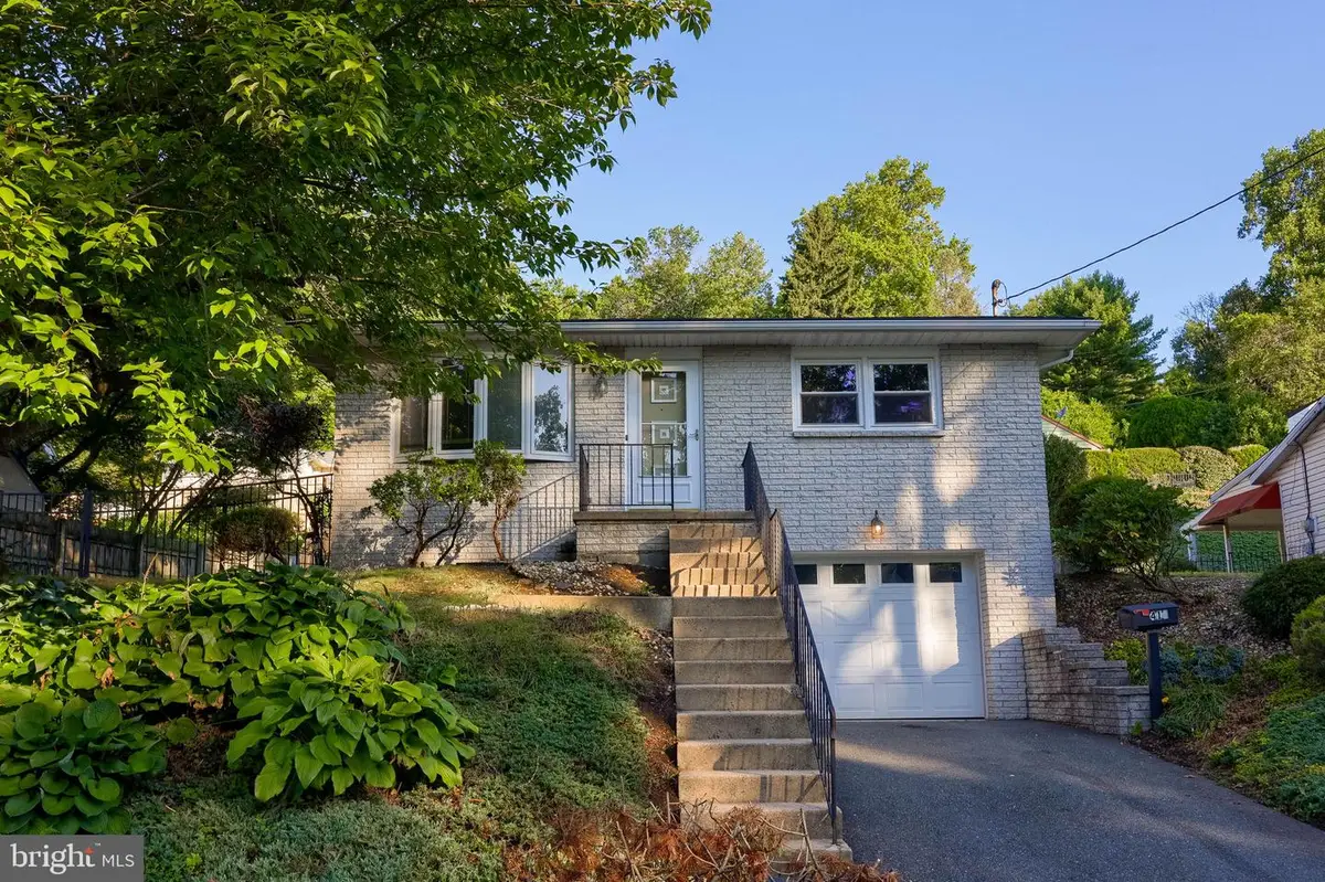 410 Friedensburg Rd, Reading, PA 19606 - #1