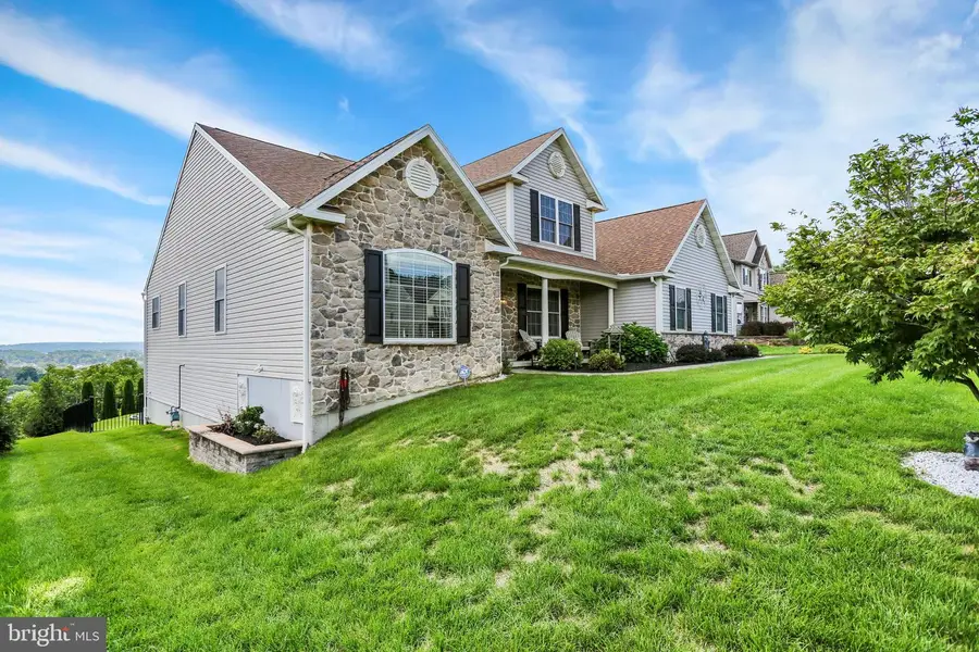 676 Seem Dr, Kutztown, PA 19530 - #3
