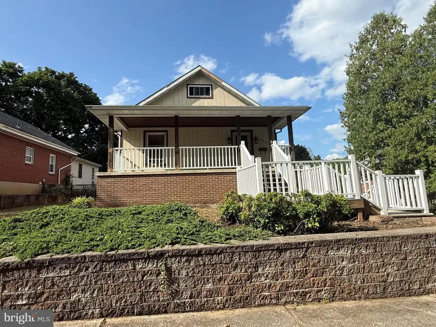 2011 Reading Ave, West Lawn, PA 19609 - #2