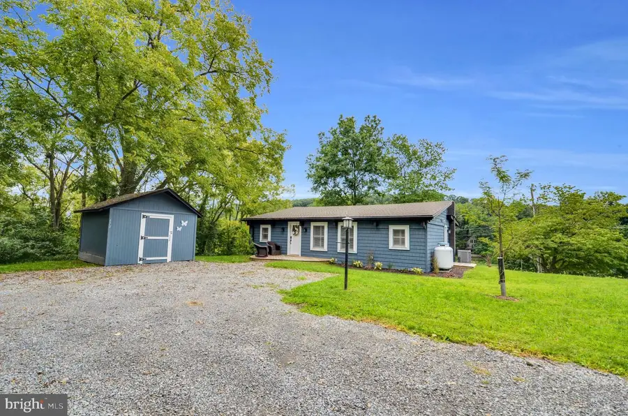 470 N Shore Dr, Lenhartsville, PA 19534 - #3