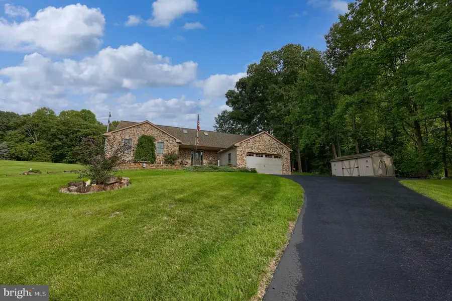 28 Davids Dr, Fleetwood, PA 19522 - #2