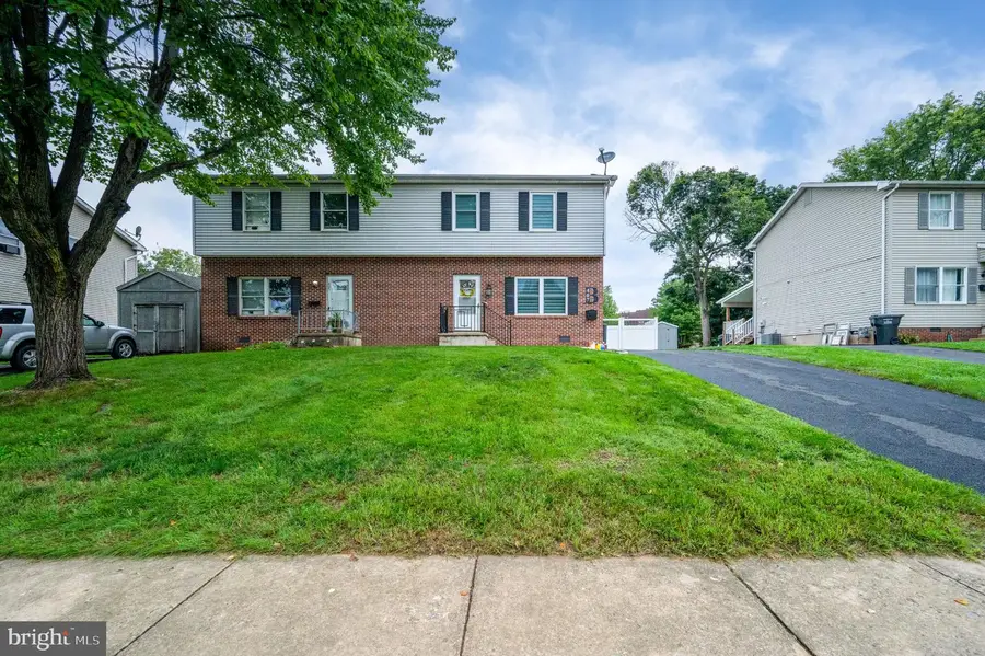 407 Beacon St, Birdsboro, PA 19508 - #2