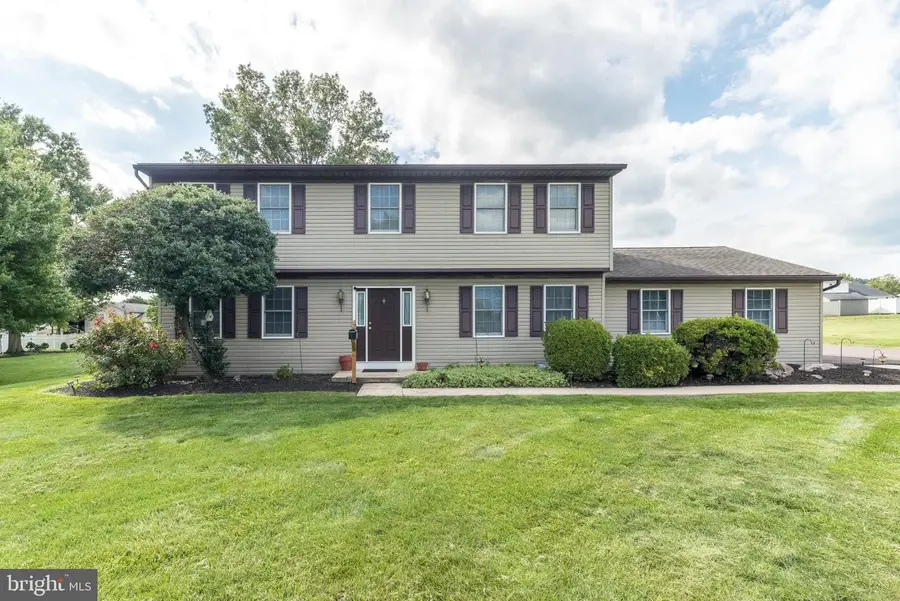 110 Old Airport Rd, Douglassville, PA 19518 - #2