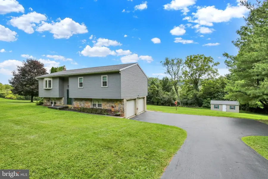 23 Pleva Dr, Fleetwood, PA 19522 - #3