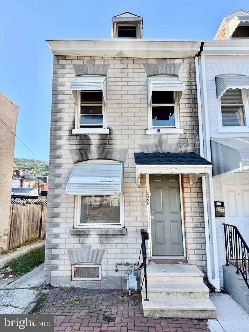 1056 Spruce St, Reading, PA 19602 - #1