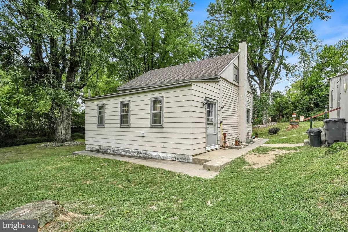 1325 Moselem Springs Rd, Hamburg, PA 19526 - #1