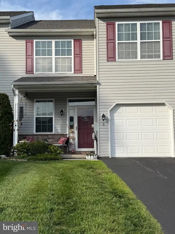 5 Emily Ct, READING, PA 19606