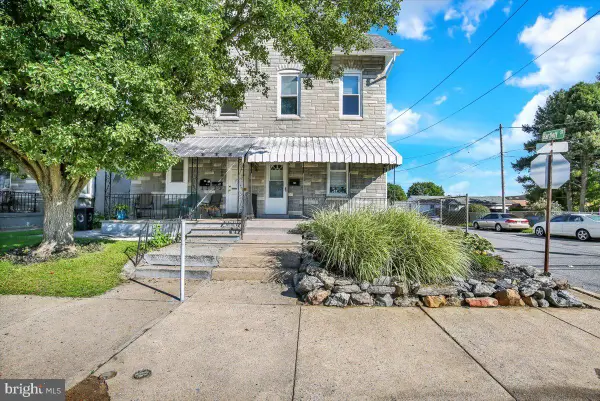 101 Upland Ave, READING, PA 19611