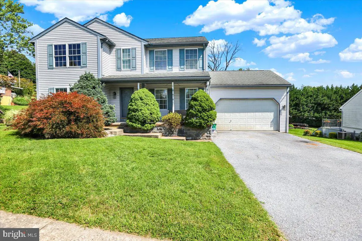 632 Leininger Ave, Mohnton, PA 19540 - #1