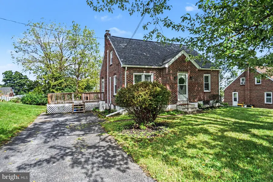 862 Englesville Hill Rd, Boyertown, PA 19512 - #3