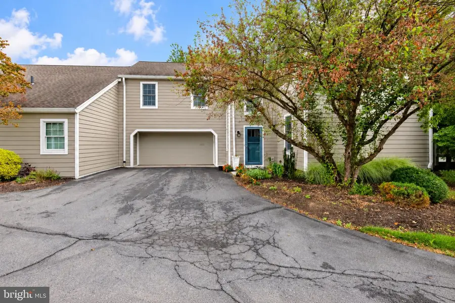 1949 Meadow Ln, Wyomissing, PA 19610 - #2
