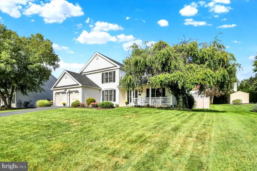 1113 Stonehenge Dr, Reading, PA 19606 - #2