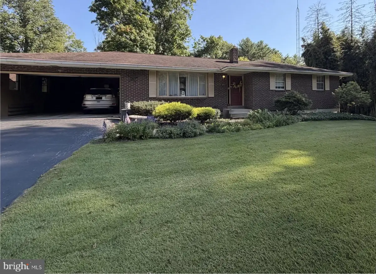 451 W Neversink Rd, Reading, PA 19606 - #1