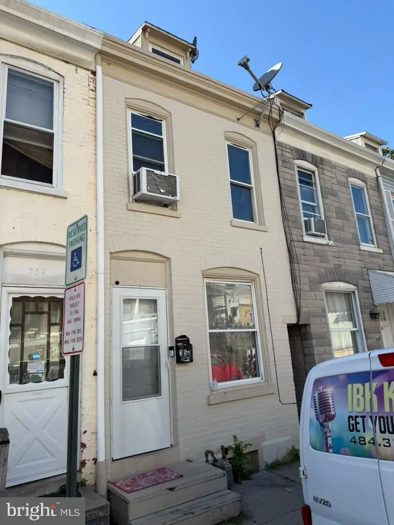 354 Linden St, Reading, PA 19604 - #1