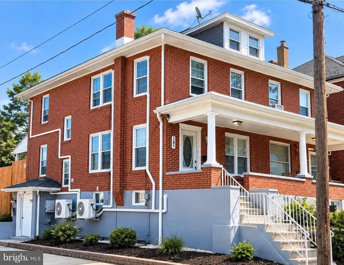 101 Carroll St, Reading, PA 19611 - #1