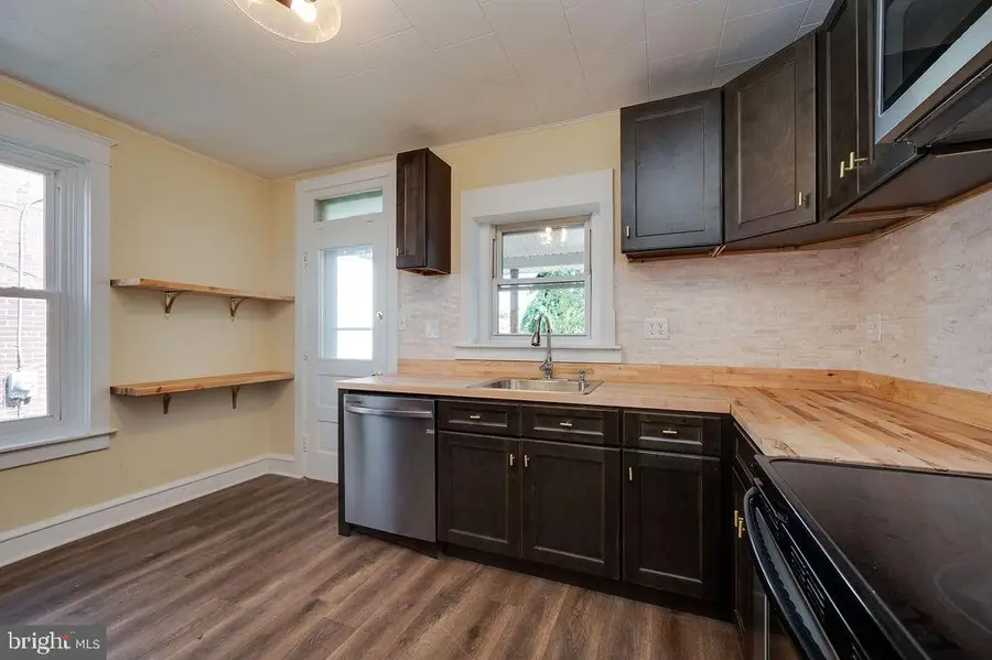 2307 Hoffer Ave, Reading, PA 19605 - #3