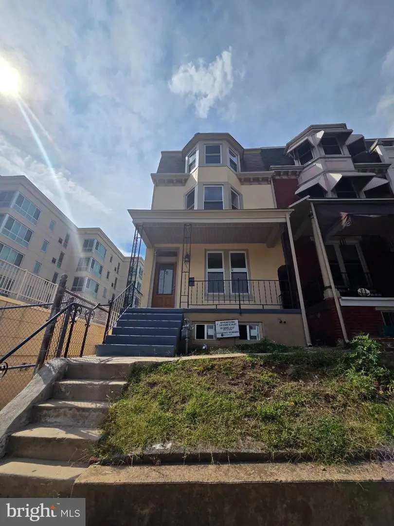 128 N 2nd St, Reading, PA 19601 - #1