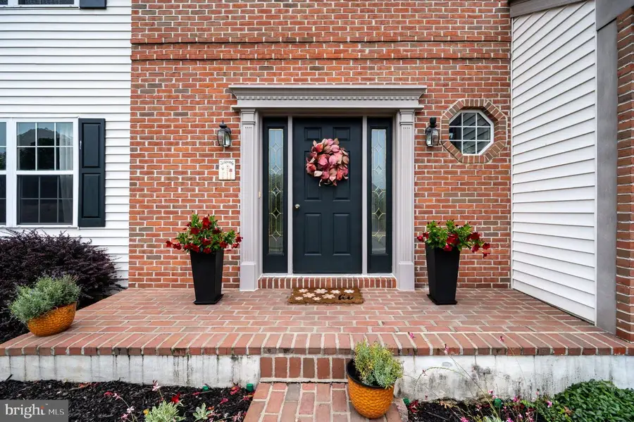 27 Brookfield Dr, Fleetwood, PA 19522 - #2