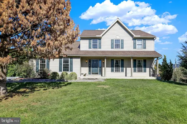 8 Power Dr, BERNVILLE, PA 19506