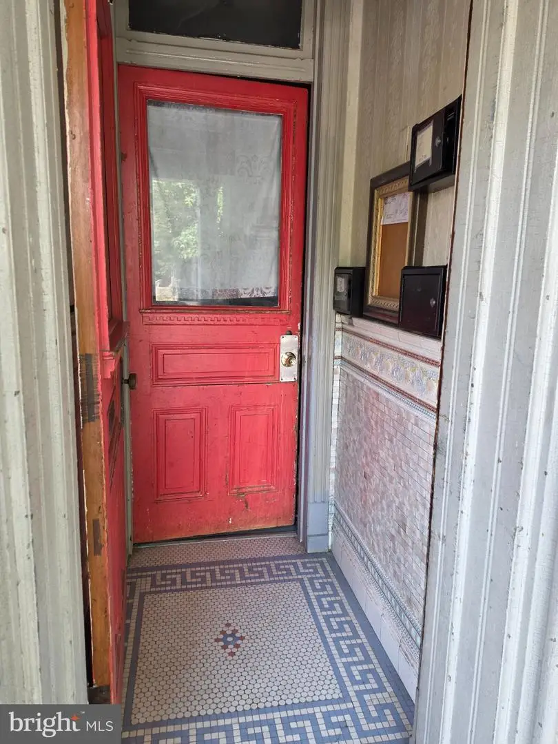 142 W Douglass St, Reading, PA 19601 - #3