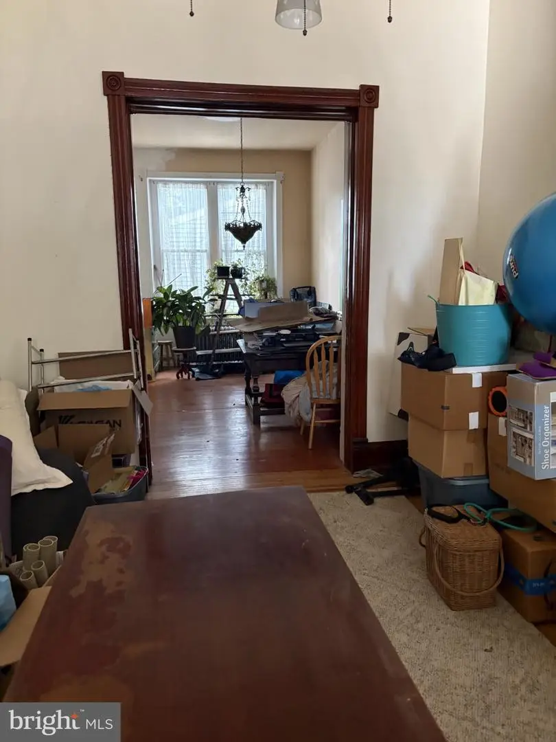 114 W High St, Womelsdorf, PA 19567 - #3